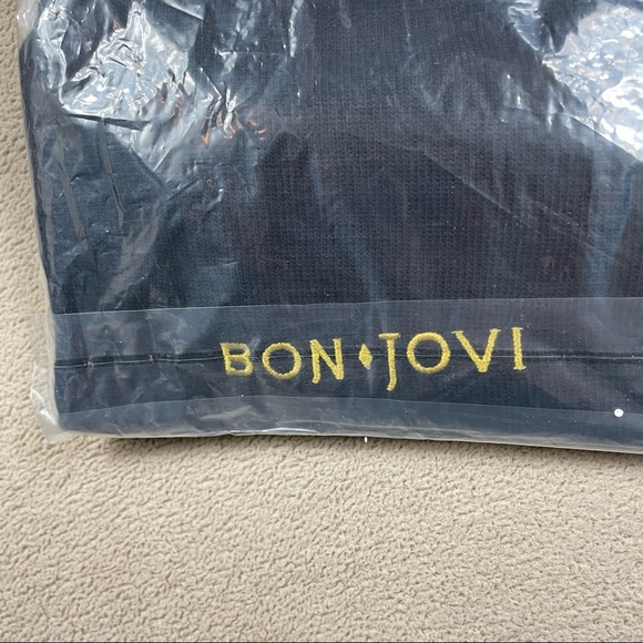 VIP Edition Beanie Jon Bon Jovi Tour Black Gold Embroidery - Picture 5 of 5